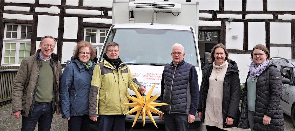 Warendorfer Caritas-Warenkorb freut sich über Spende der Nachbarschaft Düsternstraße / Diekamp