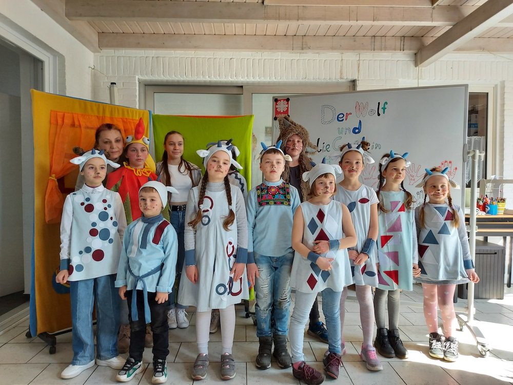 Kinder aus der Ukraine im Rampenlicht: Theaterprojekt in den Osterferien war ein voller Erfolg