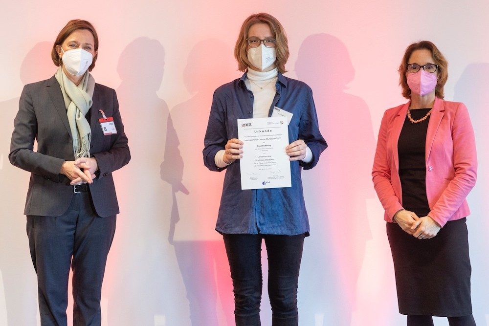 Anna Bütferings Teilnahme am Landesseminar der 20 Besten NRW`s der Internationalen ChemieOlympiade  