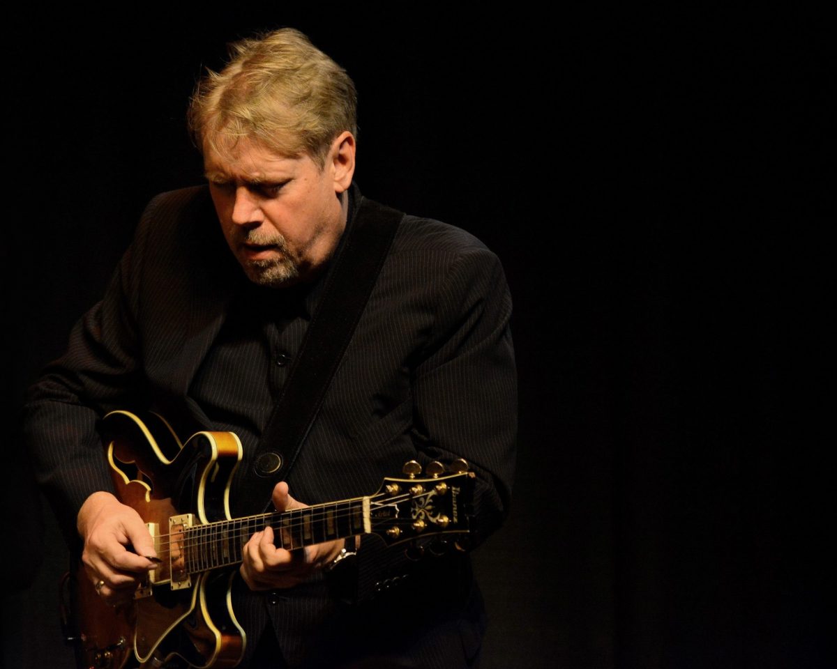 Axel Fischbacher Quintett & Kammerphilharmonie Wuppertal – „FIVE BIRDS and STRINGS“