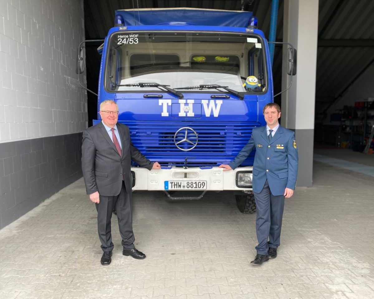 Gelder vom Bund kommen an – Sendker besucht neuen Standtort des THW Warendorf