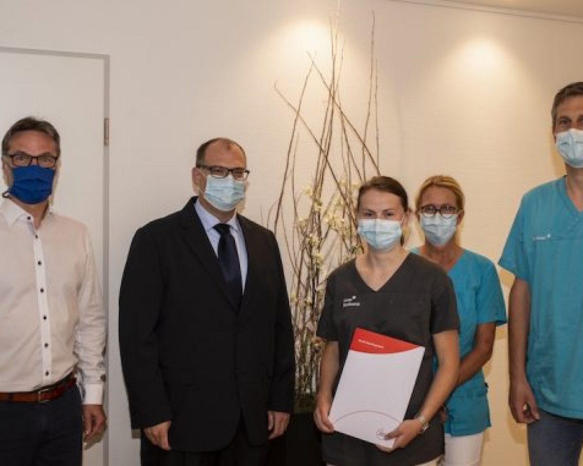 Prüfungsbeste ausgezeichnet: Anna Bonkamp aus Beelen gehört zu den besten Azubis in NRW