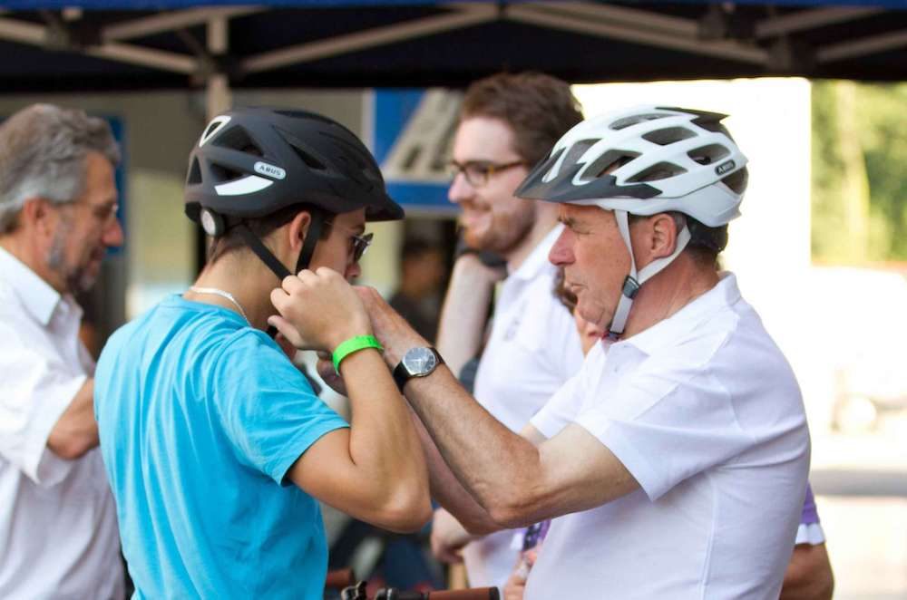 Verkehrswacht empfiehlt Fahrradfahren mit Helm