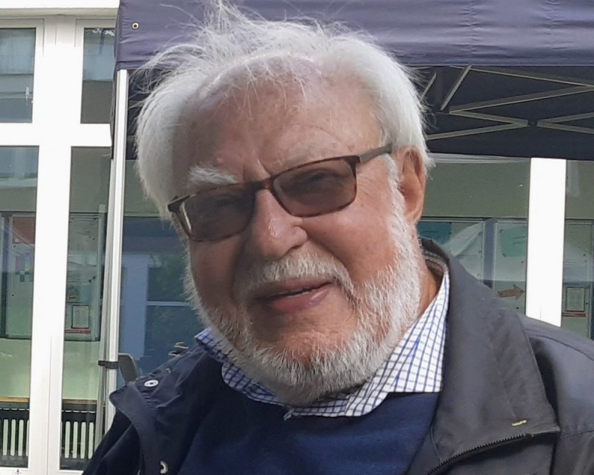 Das Mariengymnasium verliert den geschätzten Ruheständler Joachim Krahn