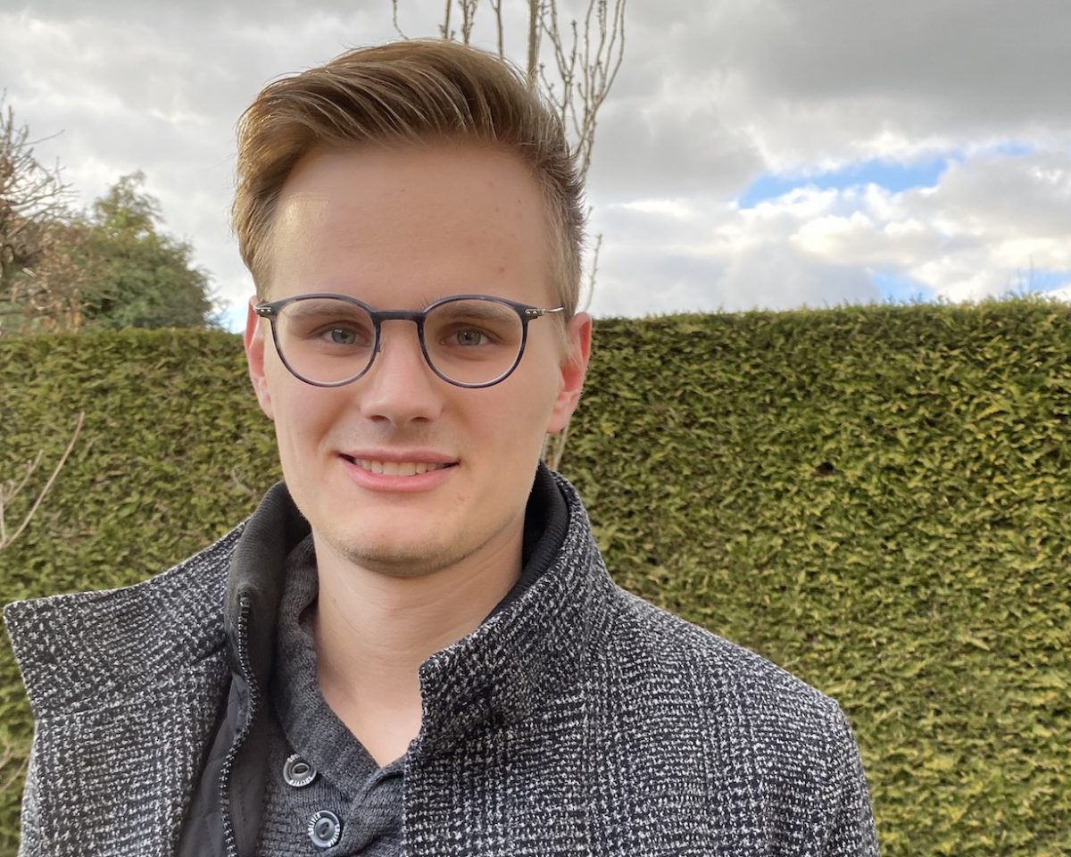 Wirtschaftliche Vorkenntnisse helfen bei Ausbildung und Studium