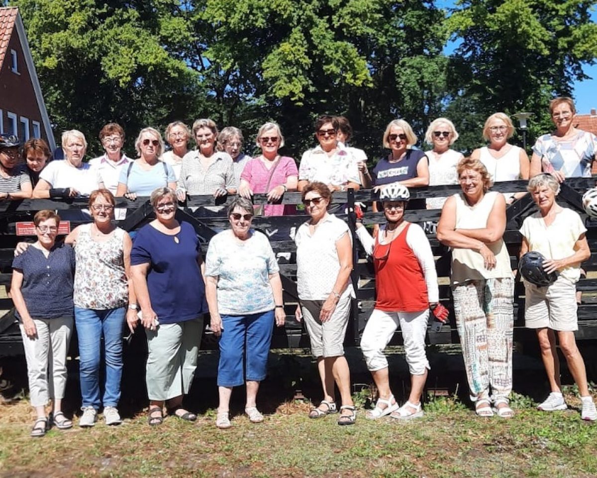 Sommerradeltour der kfd St. Josef Warendorf ins Emsland