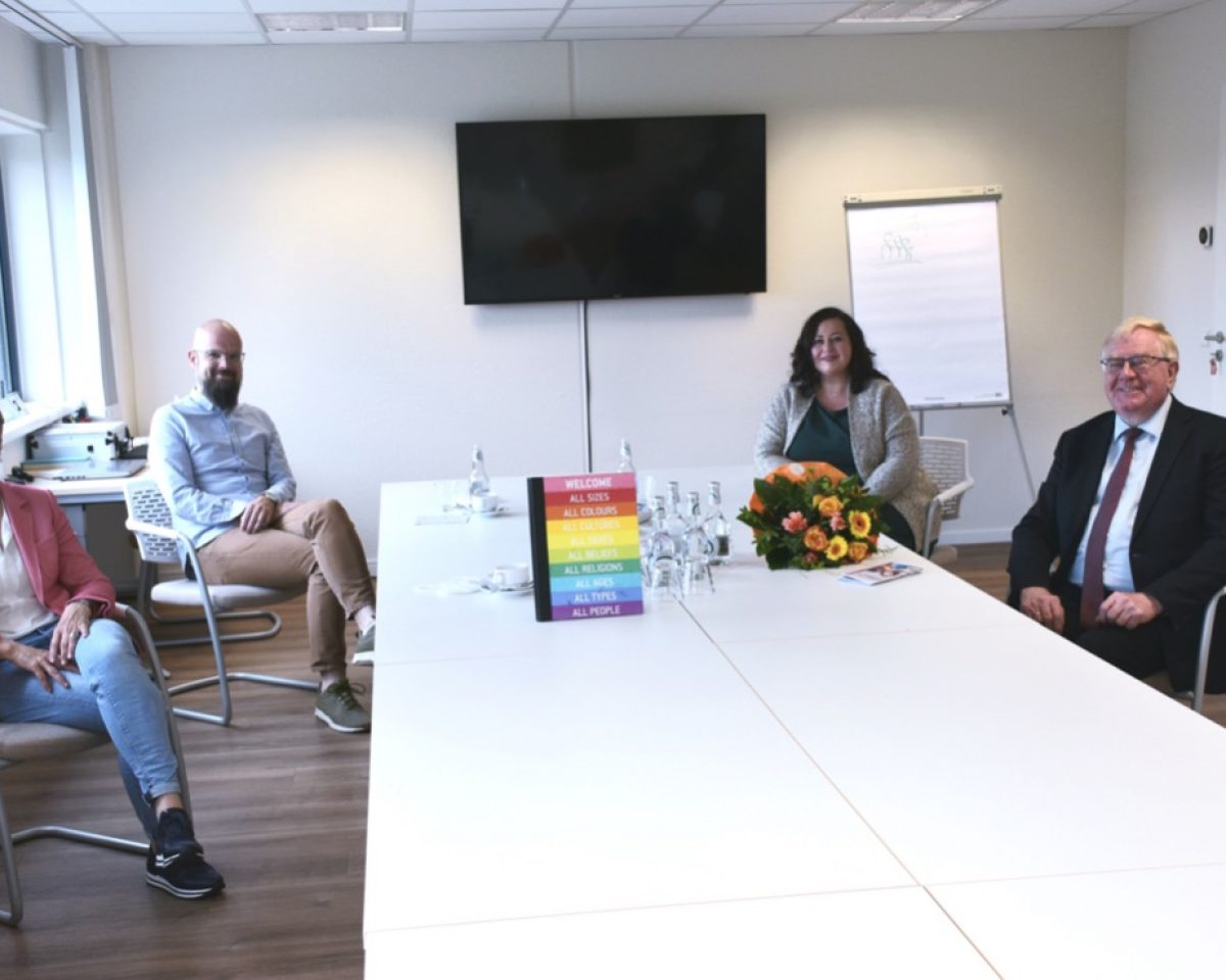 Sozialdienst katholischer Frauen stellt Sendker bei Abschiedsbesuch neues Projekt vor