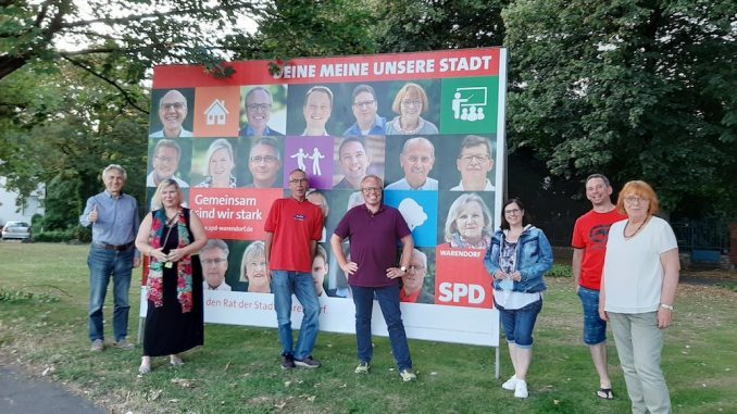 SPD Warendorf stellt Großplakate auf