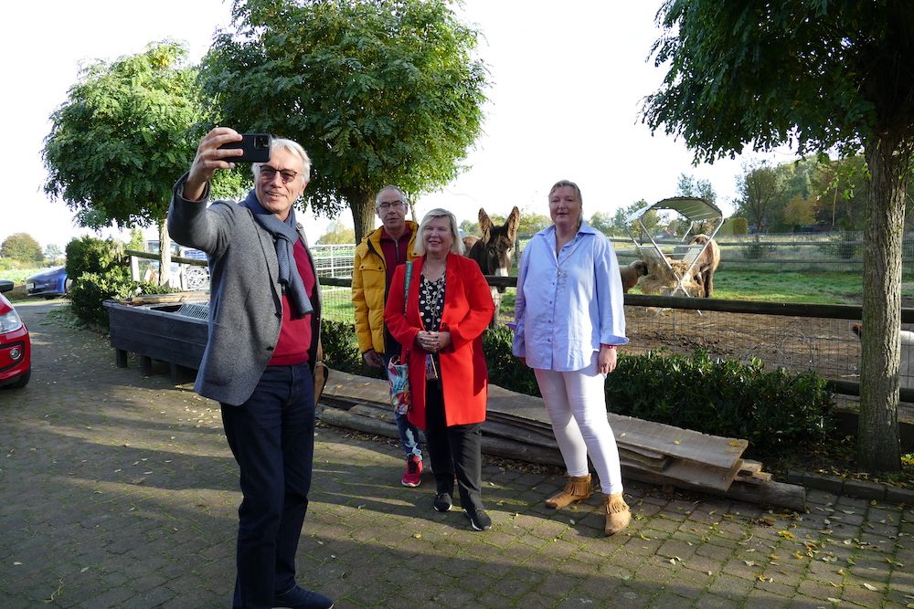 „Nicht entmutigen lassen“ – Bernhard Daldrup und die SPD Warendorf zu Gast auf dem Schmetterlingshof