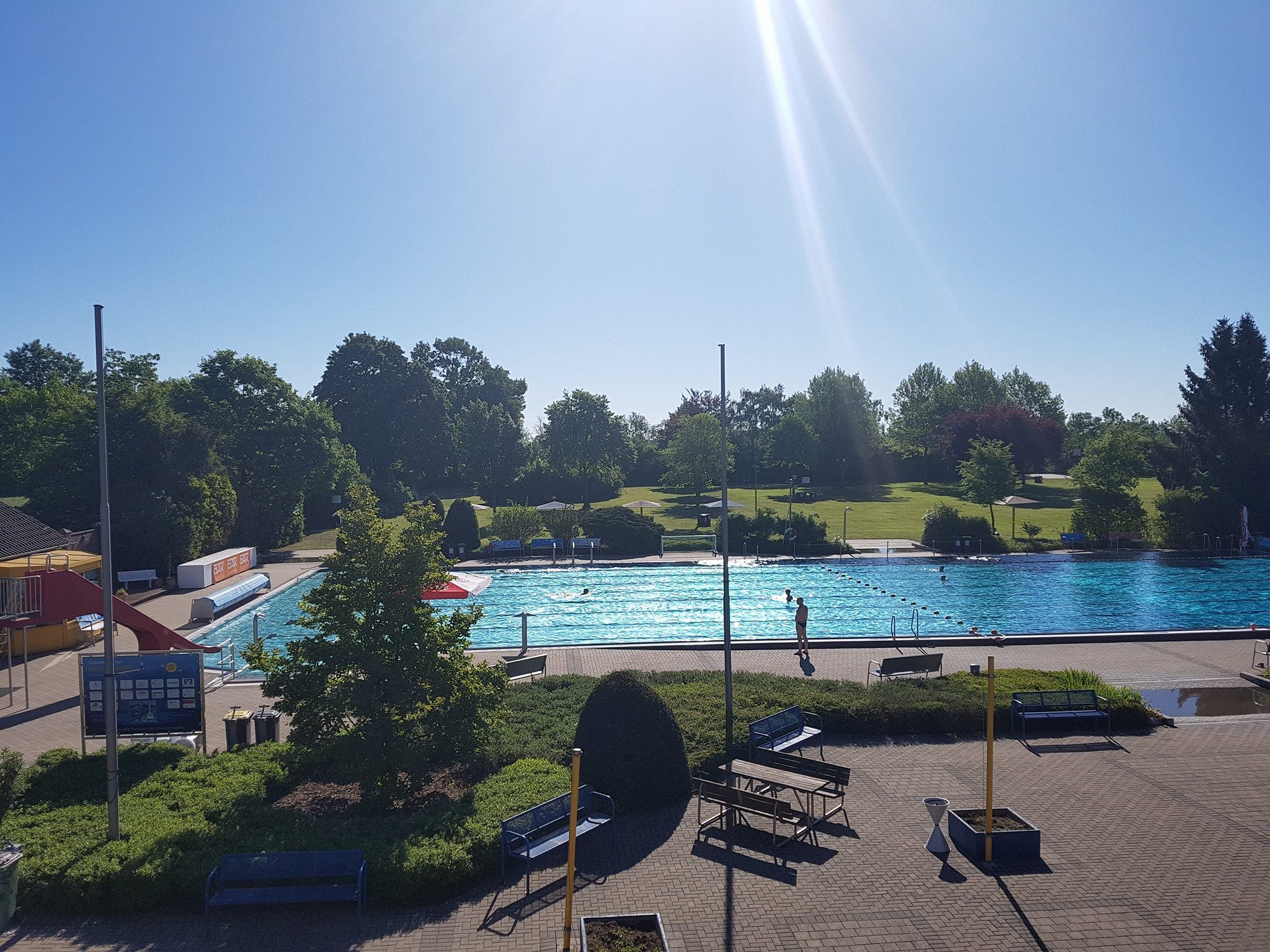 Eröffnung der Badesaison 2020 im Erlbad Drensteinfurt unter Corona-Sicherheitsvorkehrungen am Samstag