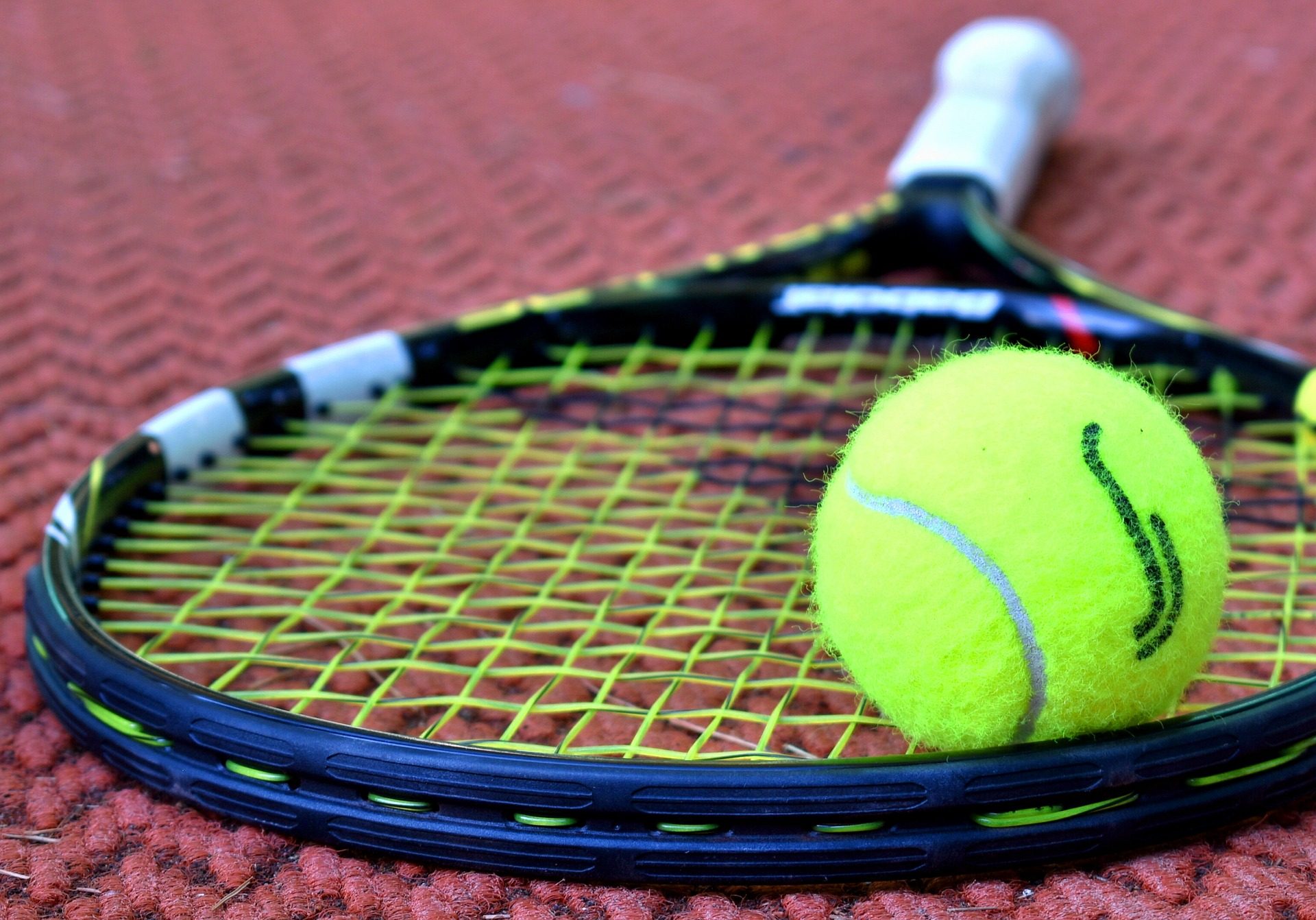 Oelder Tennisclub Blau-Weiß e.V. profitiert vom Programm „Moderne Sportstätte 2022“ – Förderung in Höhe von 46.000 Euro