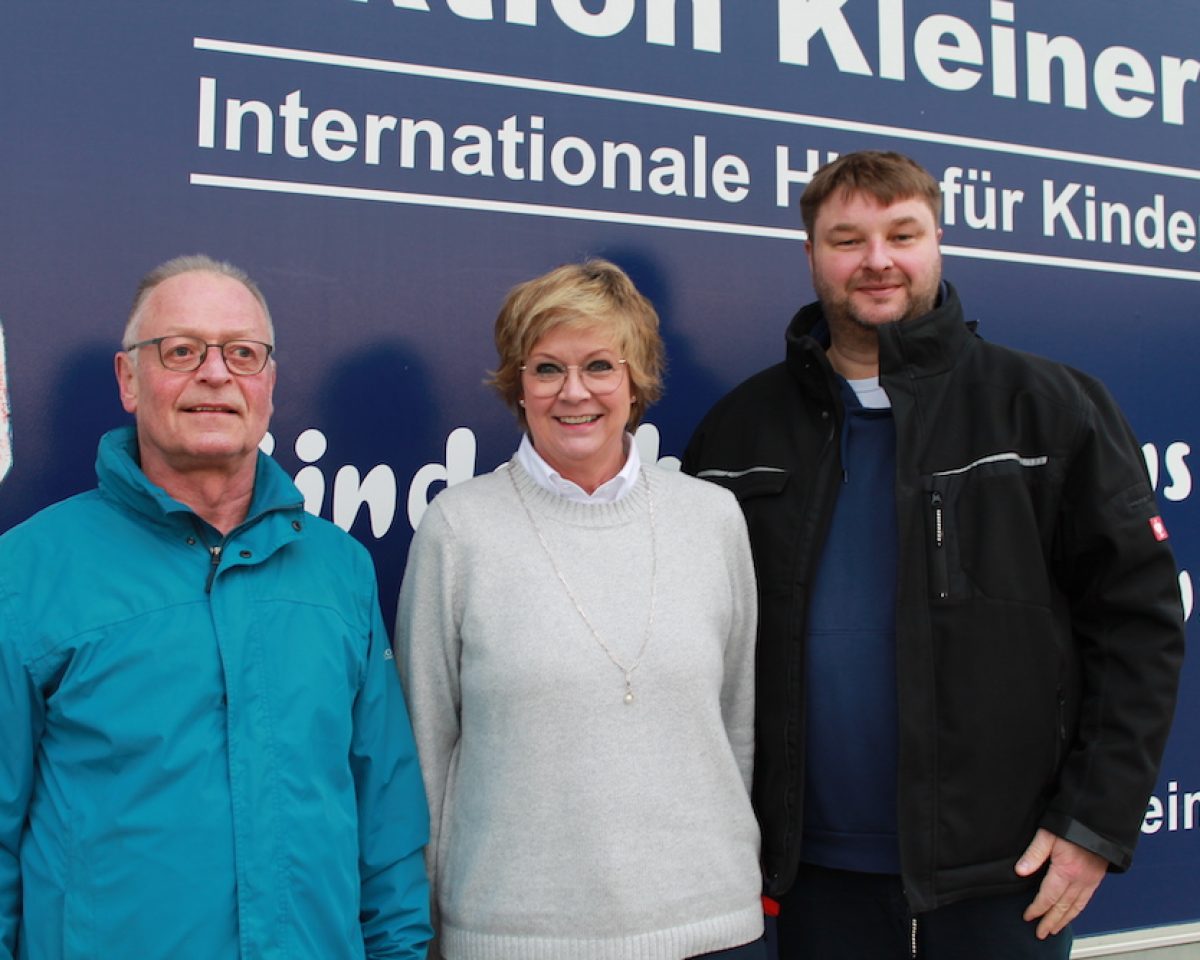 Spende des HFC ( Hallenfußballclub der Sportschule e.V. ) an die Aktion Kleiner Prinz